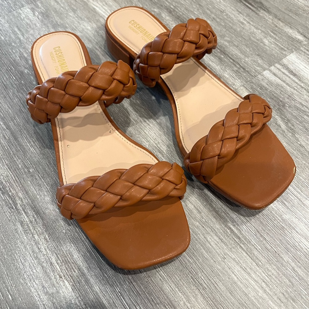 Cushionaire Women's Brown Braided Sandals